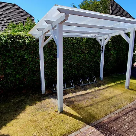 Hausnora - Zingst